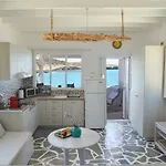 Fisherman's Syrma House *