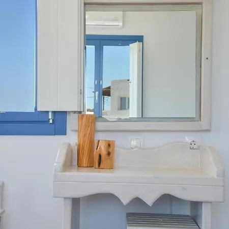 Fisherman's Syrma House * Pachaina