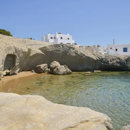 Fisherman's Syrma House