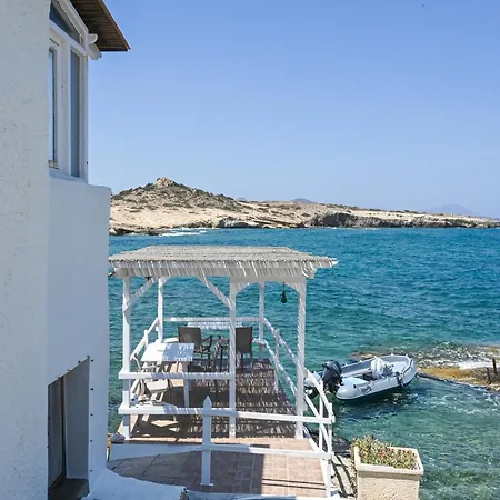 Fisherman's Syrma House