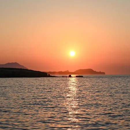 度假居 Fisherman's Syrma House *