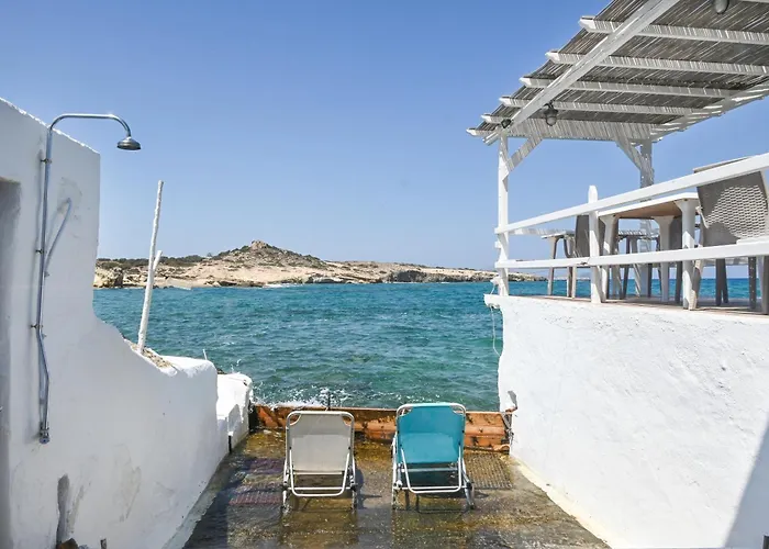 Fisherman's Syrma House * Pachaina