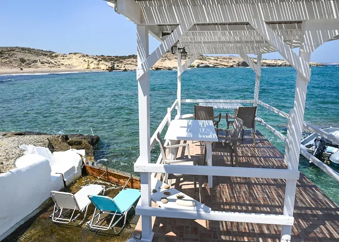 Fisherman's Syrma House