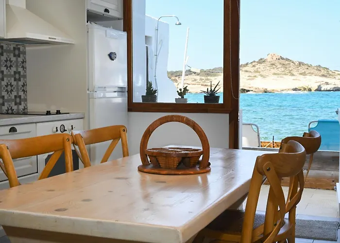 Fisherman's Syrma House *