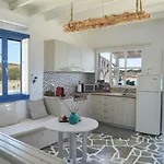 Fisherman's Syrma House * Pachaina