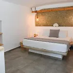 Fisherman's Syrma House *