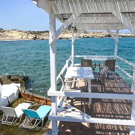 Fisherman's Syrma House