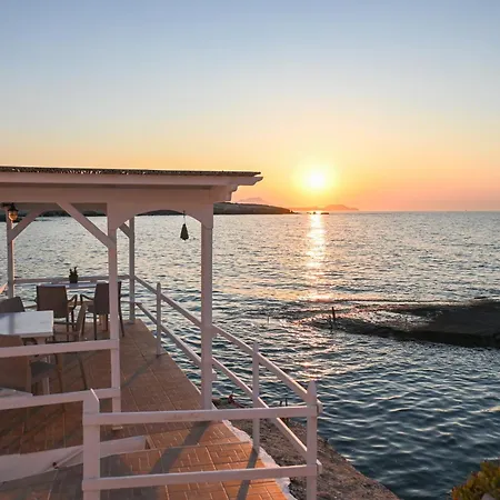 Fisherman's Syrma House * Páhena